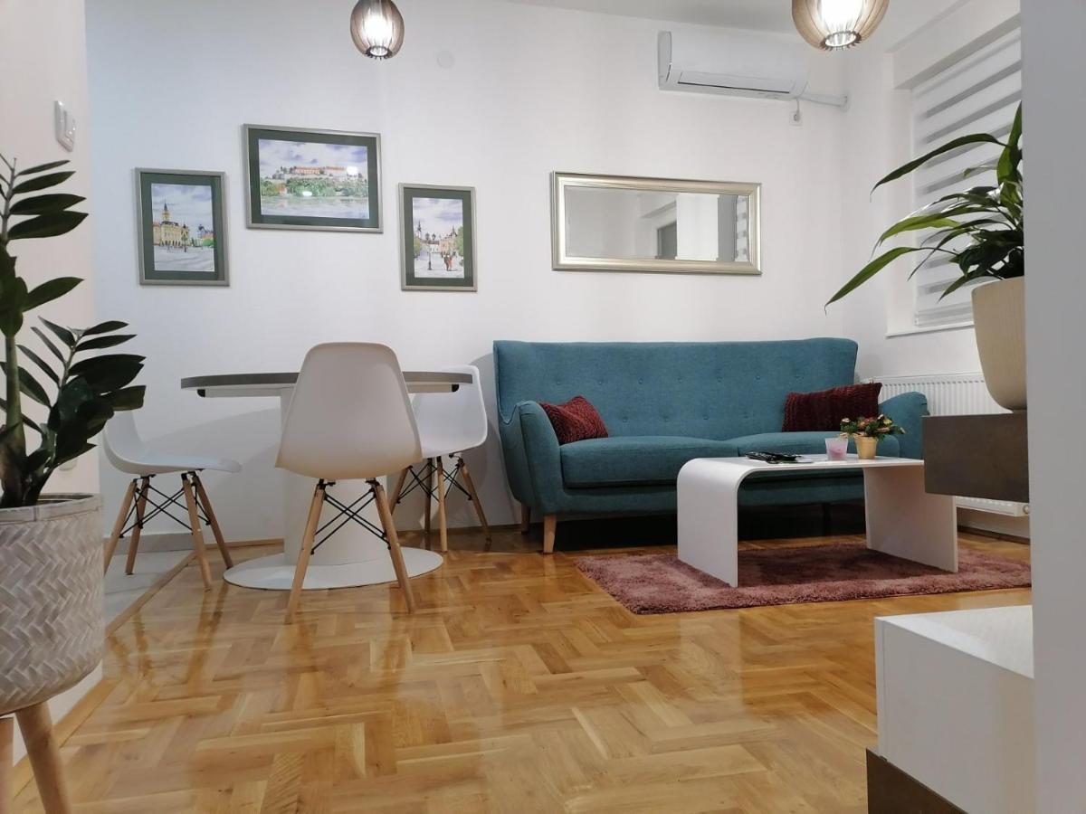 Carmen Deluxe Διαμέρισμα Νόβι Σαντ Εξωτερικό φωτογραφία